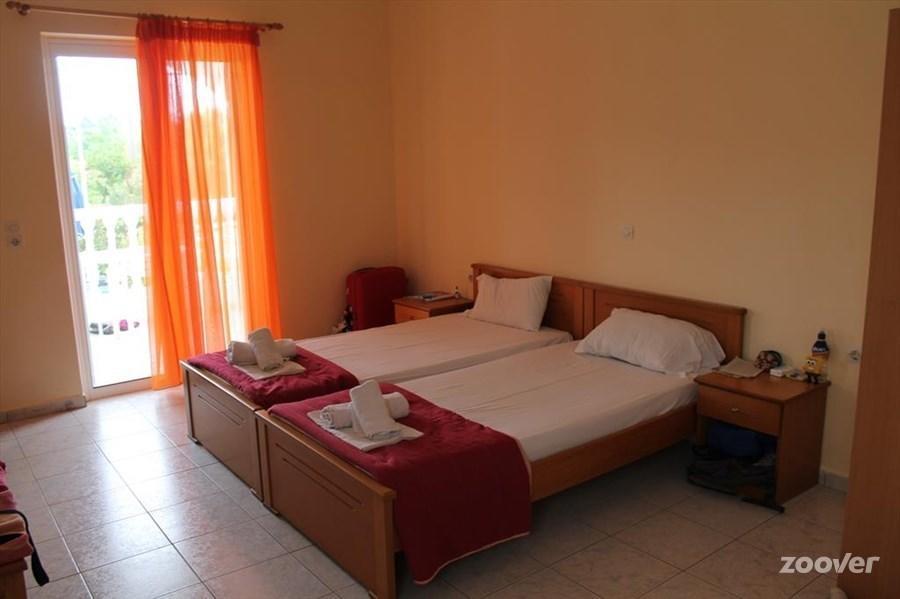 Anastasias House Laganas Bagian luar foto